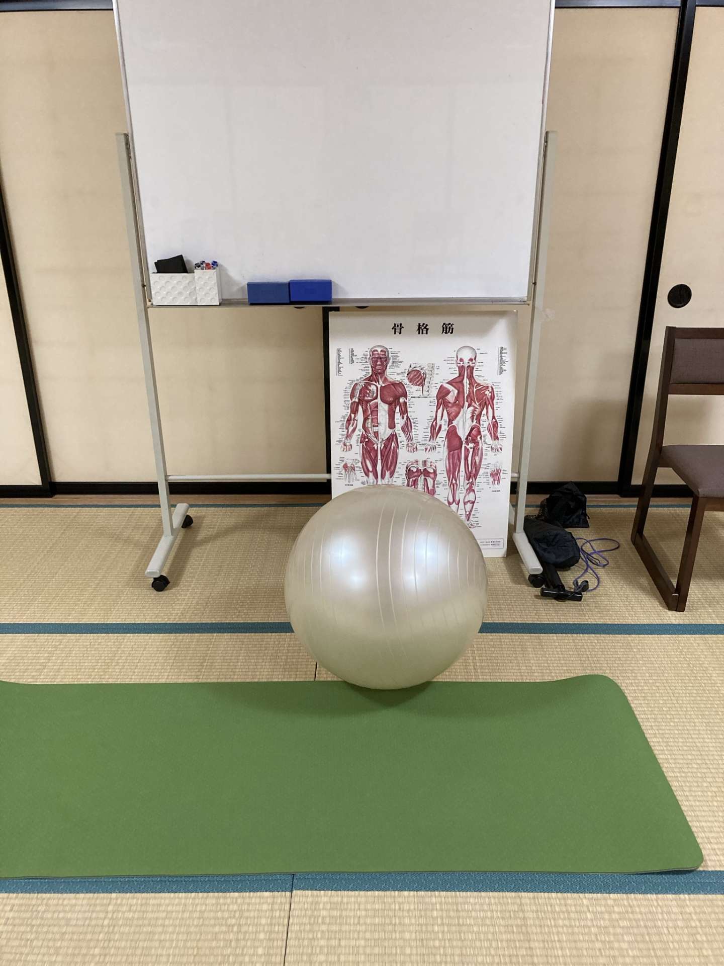 松本市で腰痛改善、肩こり改善ストレッチ講座やってます